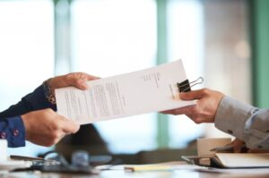 Мигранты смогут работать в соседних регионах без нового патента