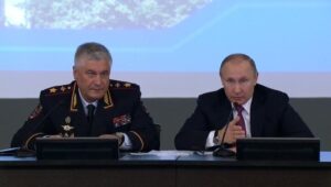 Владимир Путин расширил полномочия МВД в сфере миграционного контроля