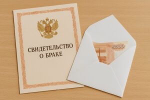 Фиктивные браки и «липовые» регистрации: депутат предложил пересмотреть гражданство мигрантов