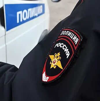 В России задержаны пять человек за легализацию более 3 тысяч мигрантов