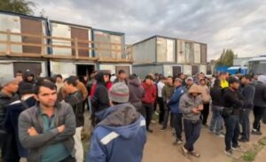 Рейд на стройках Петербурга: почти 100 мигрантов доставлены в полицию
