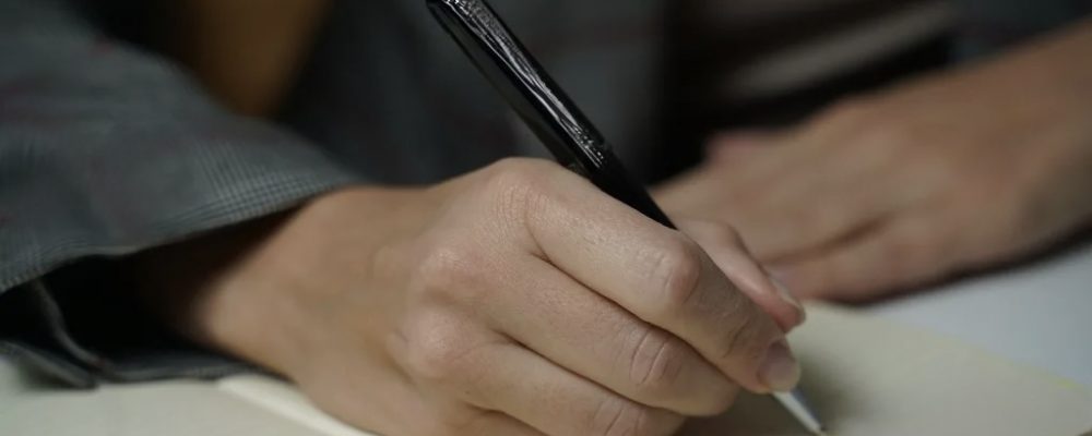 Алтайда муҳожир болаларнинг ярмидан кўпи рус тили имтиҳонидан ўта олмади