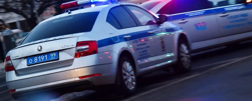 Санкт-Петербургда ноқонуний муҳожирлар аниқланди: 300 та автомобил текширилди